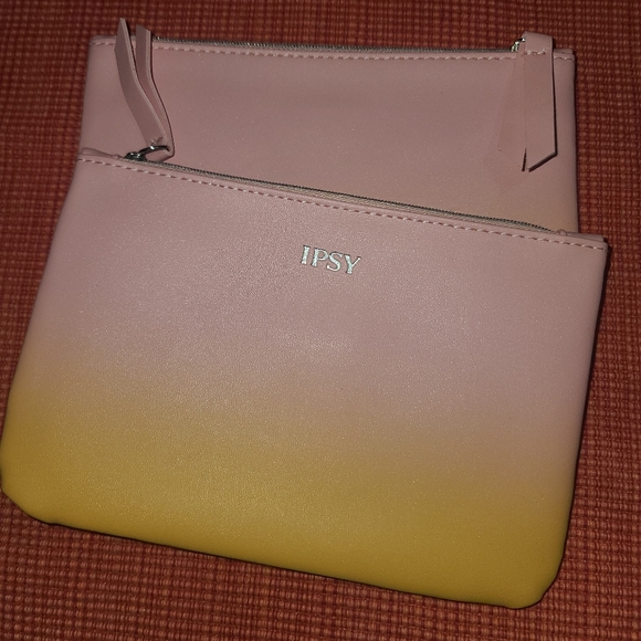 4 NEW IPSY BAGS, PURSE, WALLET, CLUTCH, BEACHY, (CARRY PHONE) MAKEUP GIFT. - Picture 2 of 11
